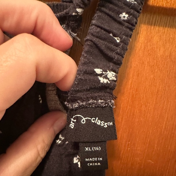 Kids Art Class Black Jumpsuit with White Floral Pattern - Picture 6 of 6